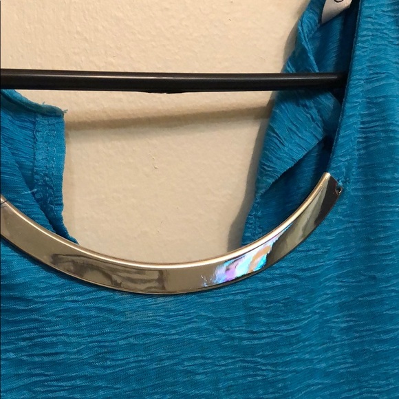 Top - Picture 3 of 5